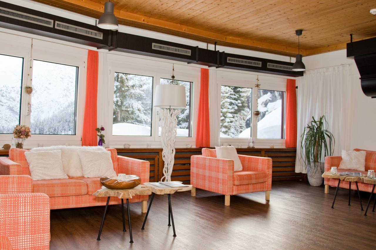Chamanna Bed & Breakfast Ароза Экстерьер фото