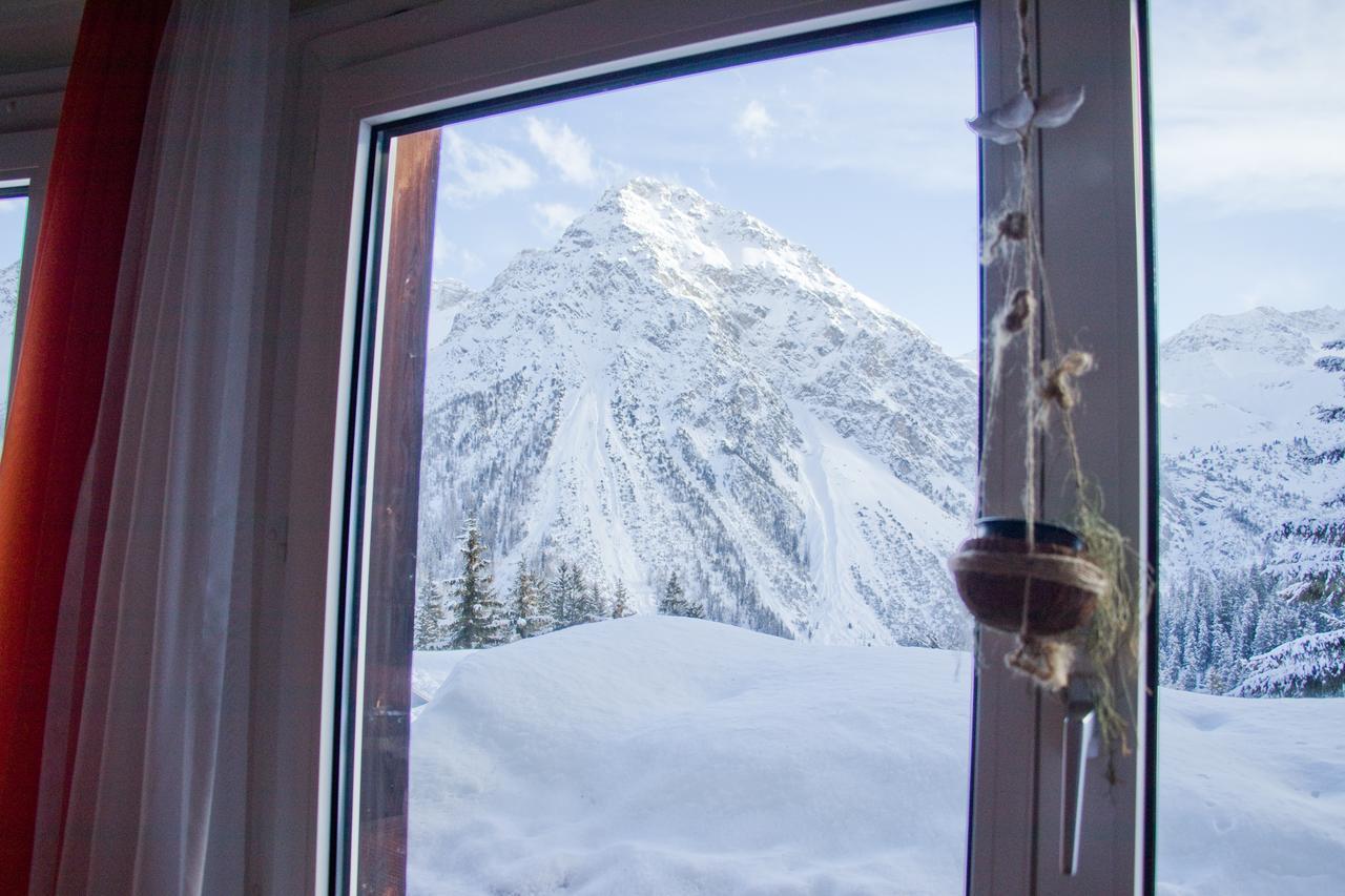 Chamanna Bed & Breakfast Ароза Экстерьер фото